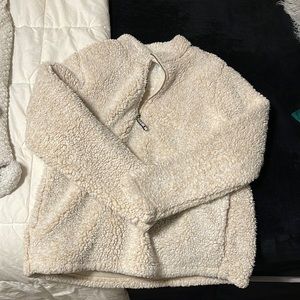 Sherpa sweatshirt